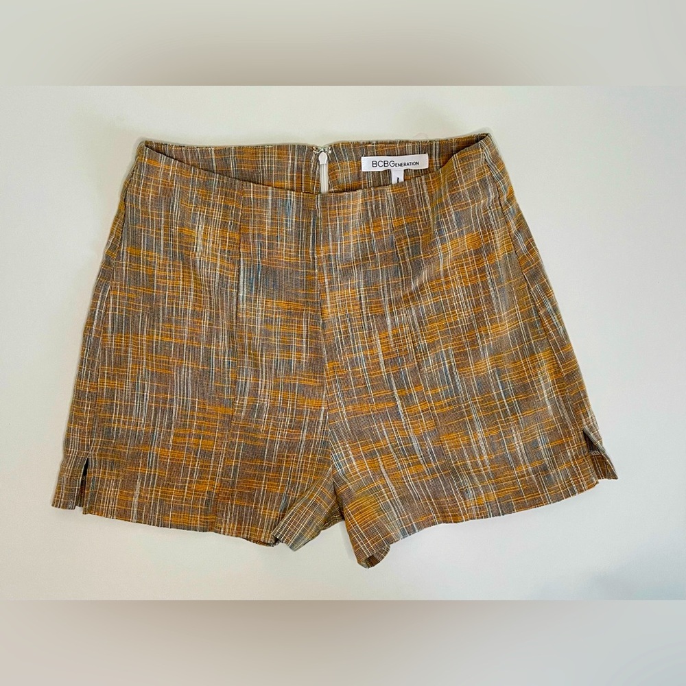 BCBGeneration Checkered Tweed like Shorts Tan Blue Orange Invisible Zipper Sz 2